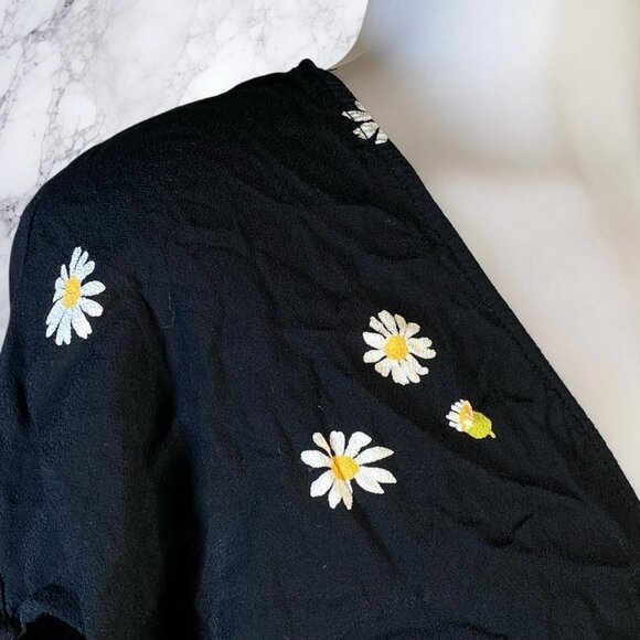 Madewell Lazy Daisies Sash Tie Wrap Top - Picture 9 of 12